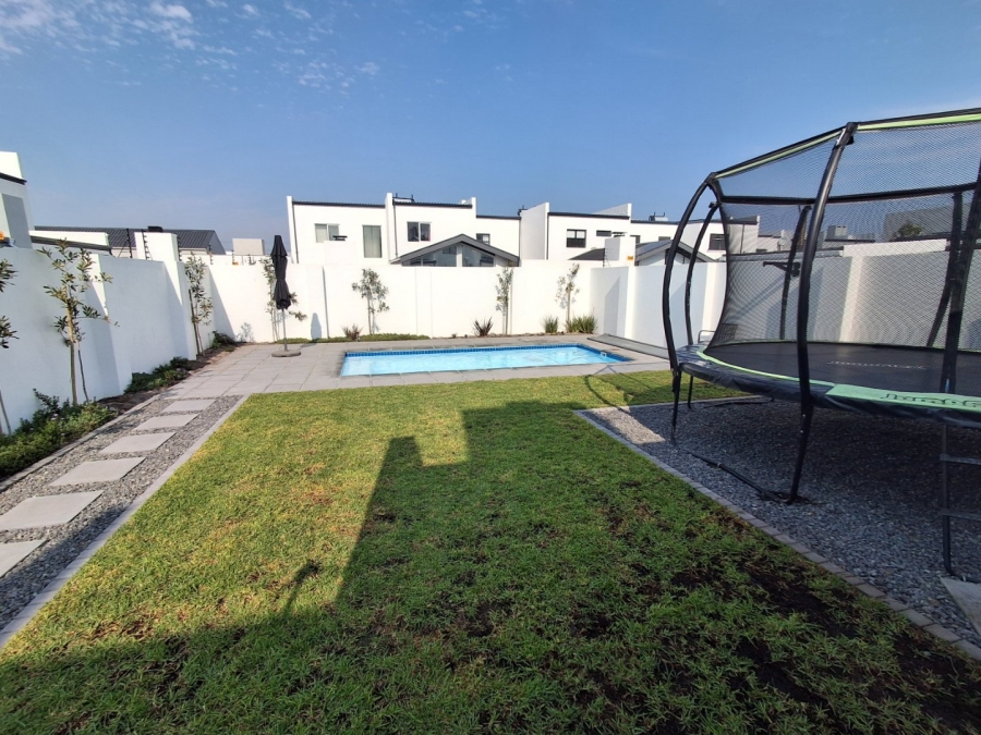 4 Bedroom Property for Sale in Sandown Western Cape